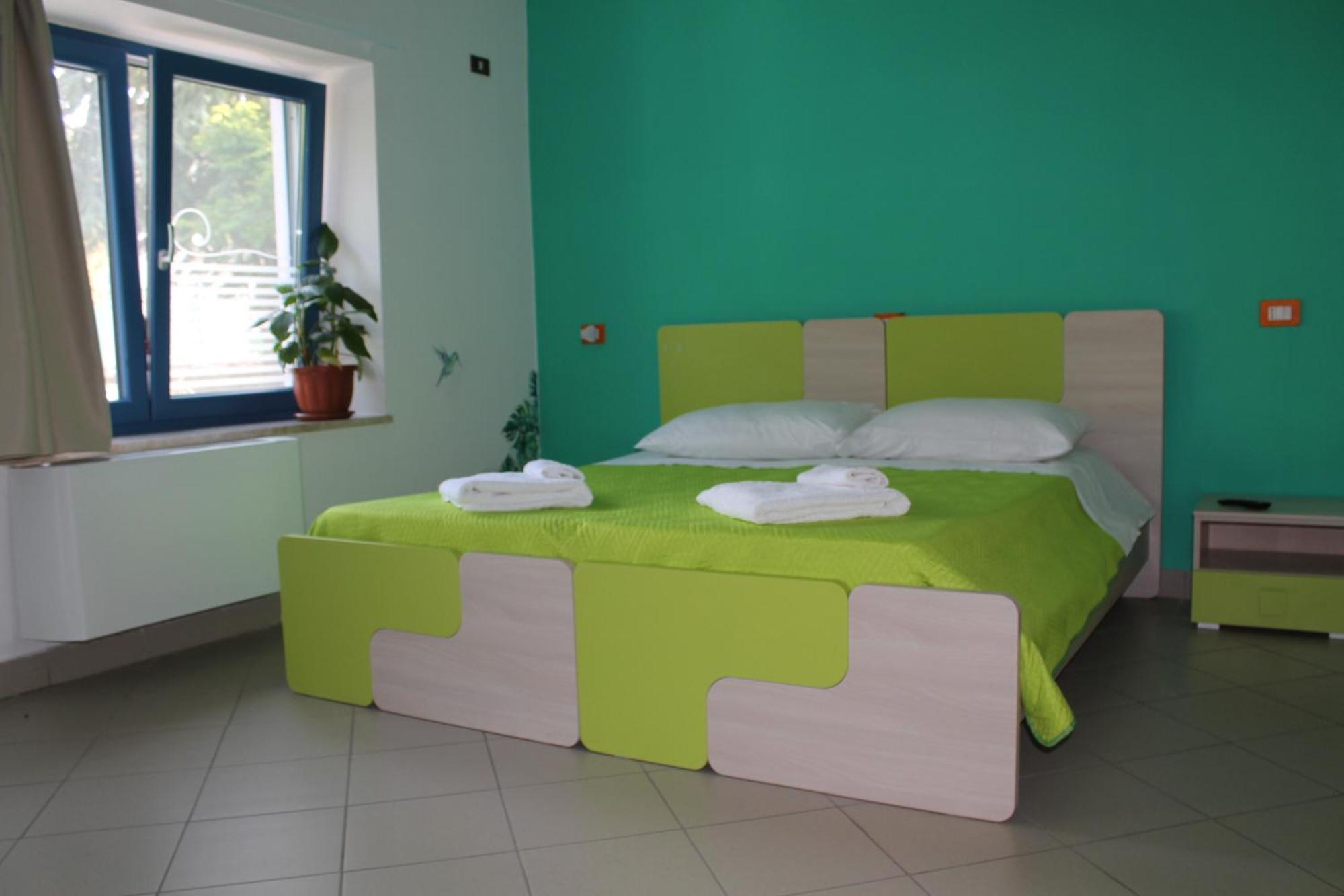 Basilicata Al Volo Hostel Brindisi di Montagna Exterior photo
